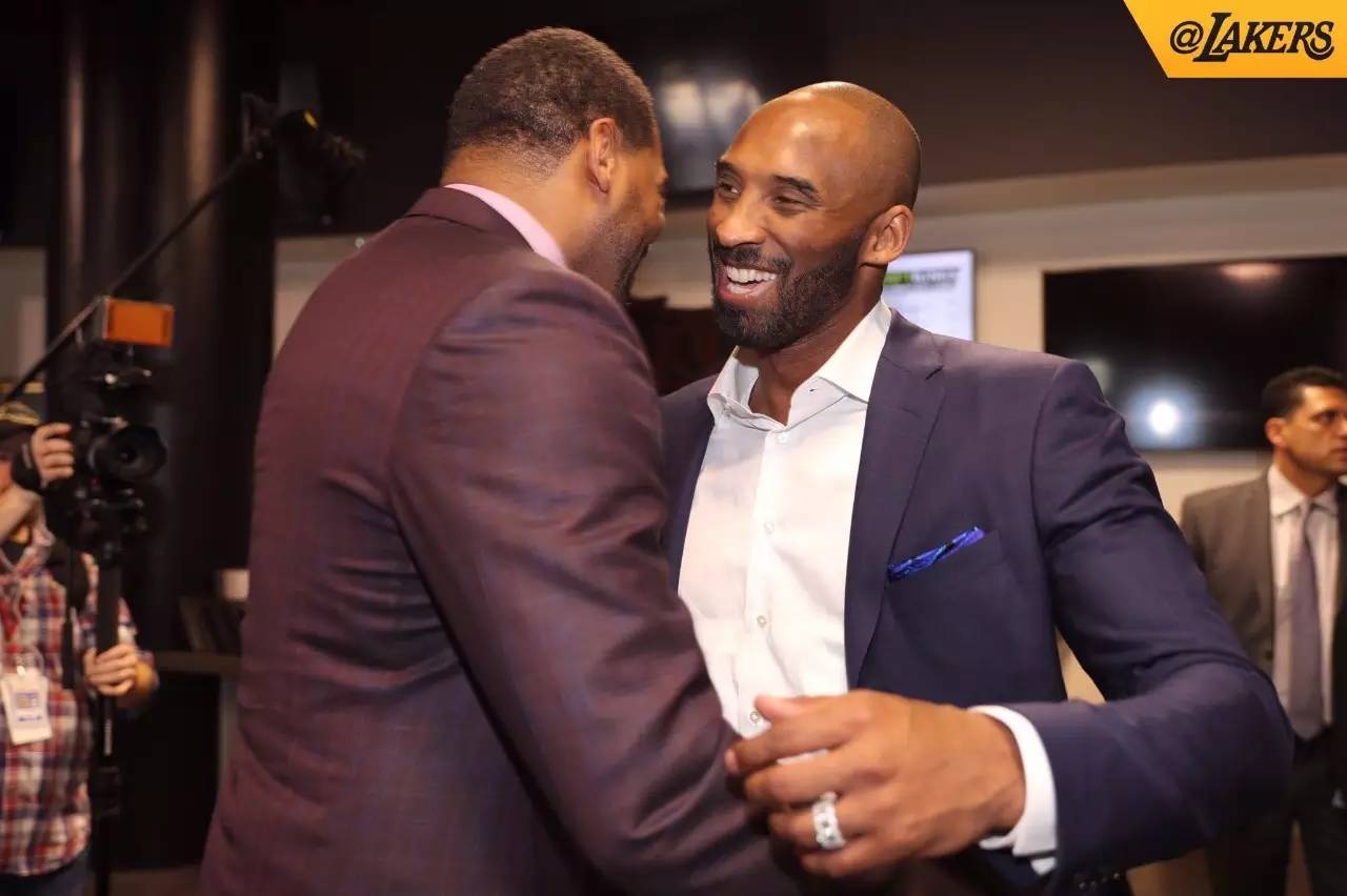 对工作室而 对工作室而