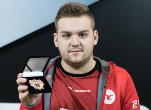 給青訓與性 給青訓與性