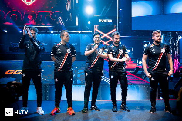 限量胸章 限量胸章